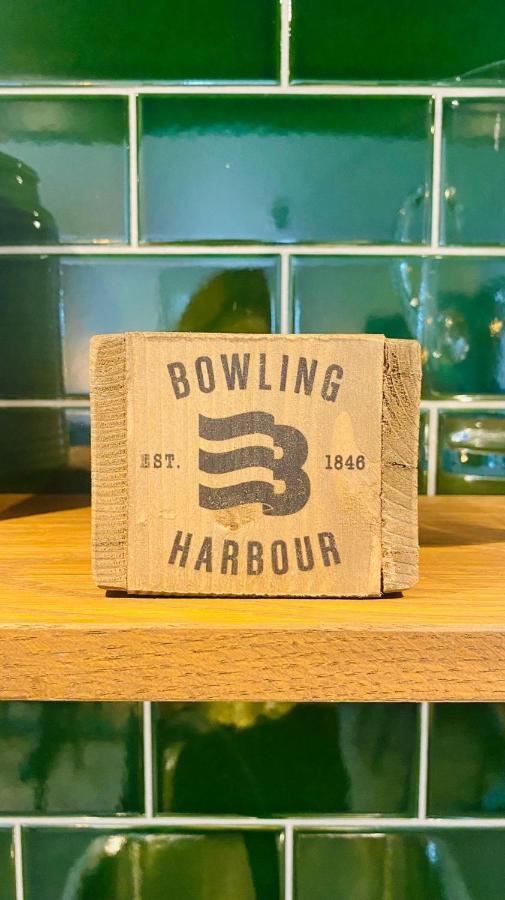 Custom House Hotel Bowling エクステリア 写真